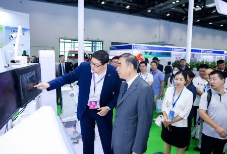5G远程手术、出海战略受关注，微创®机器人精彩亮相第29届中国国际医用仪器设备展览会
